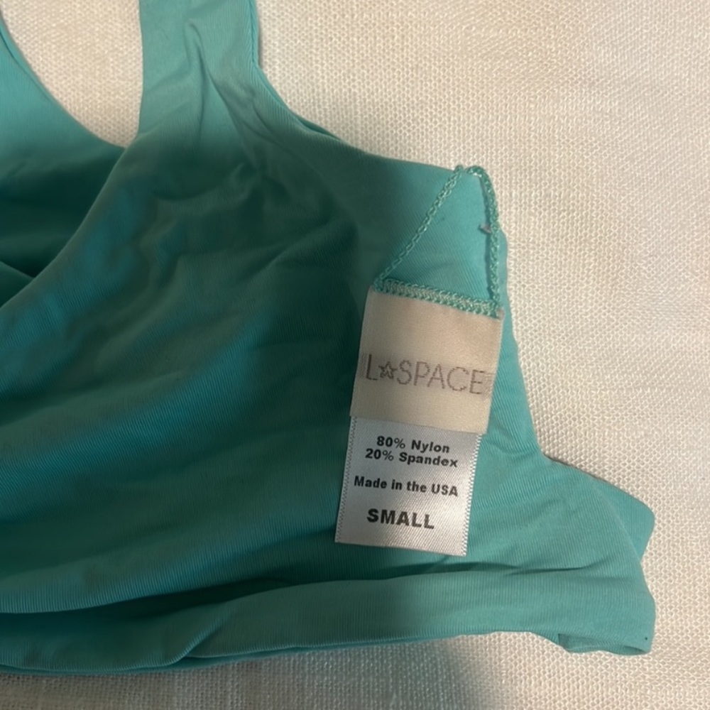 L space bikini top - Picture 3 of 4